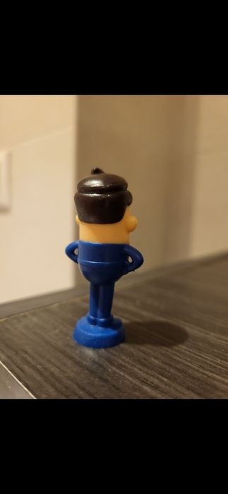 Boneco caixa de supermercado Lidl.