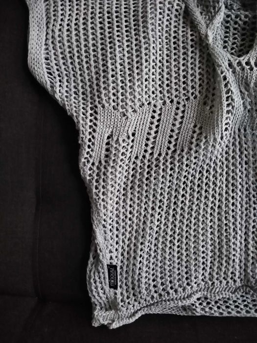 Minouu sweterek bluza z kapturem. Jak nowa.