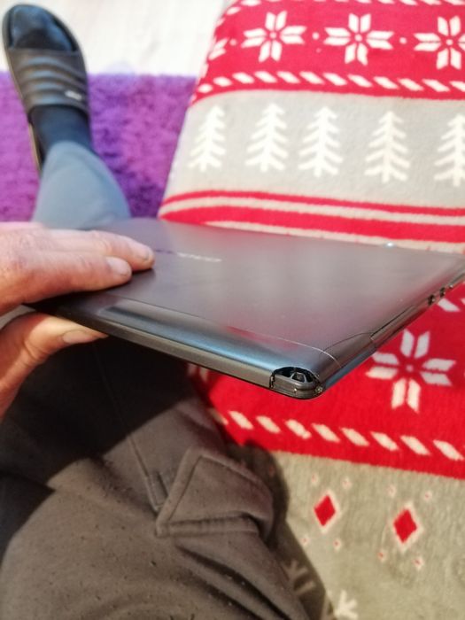 Продам планшет lenovo s6000
