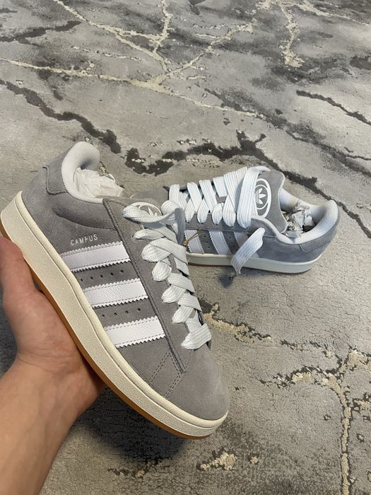 Кросівки adidas