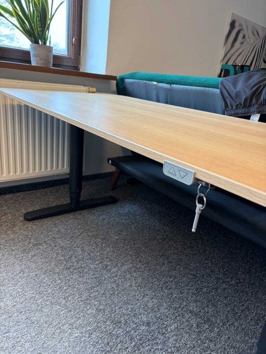 Biurko elektryczne podnoszone Ikea Bekant 160x80