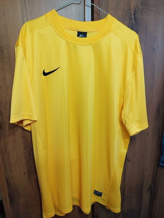 Koszulka sportowa Nike Dri Fit żółta rozmiar XL