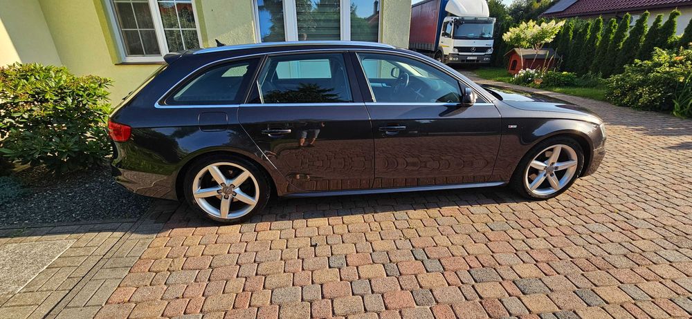 Audi a4 b8 2.0tdi Avant 2015r
