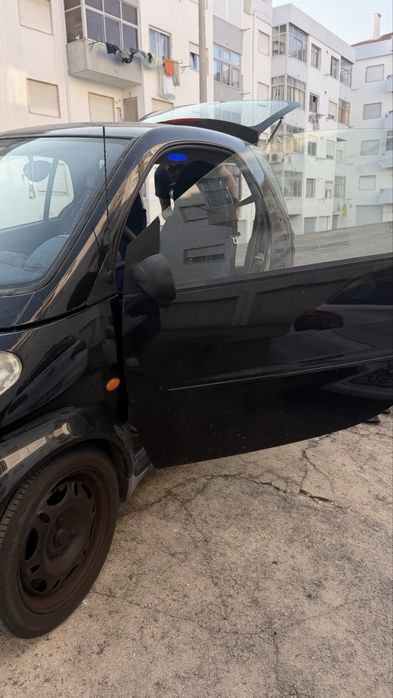 Vende se smat em boas condicoes