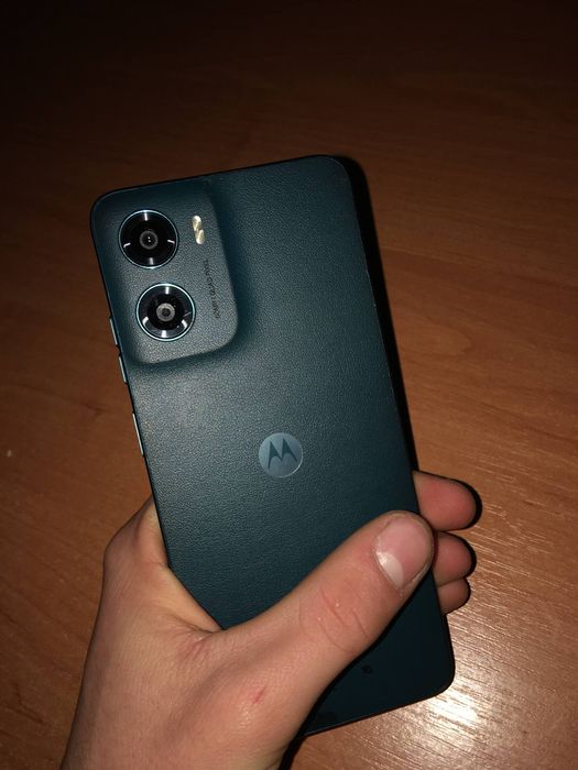продам  moto g05