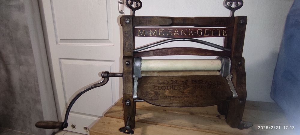 Stara wyżymaczka magiel