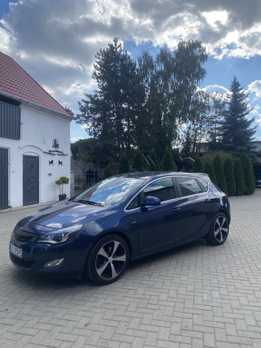 Sprzedam Opel Astra J