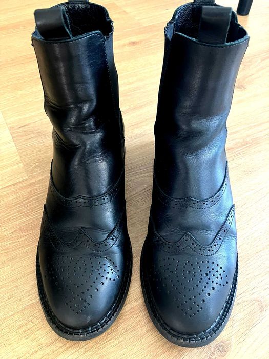 Sztyblety ZIGN golfy brogs czarne botki wsuwane 39