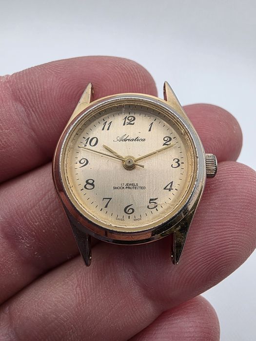 Zegarek Adriatica 17 kamieni