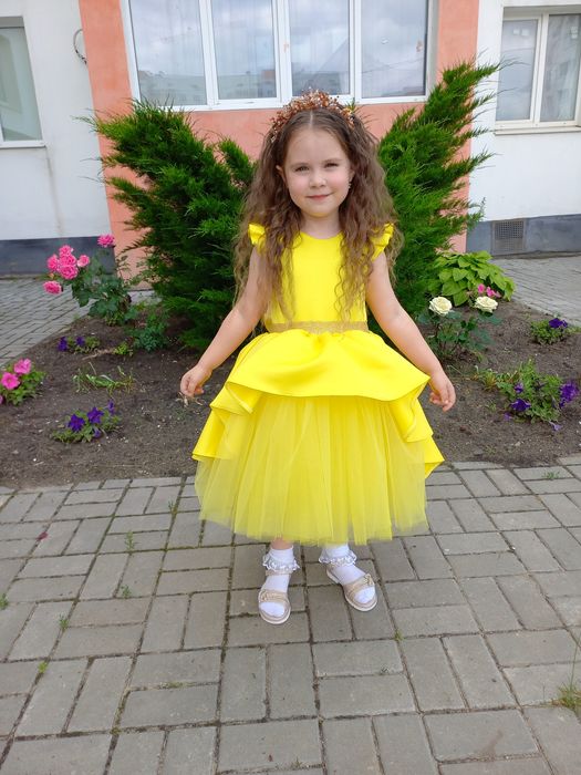 Платье на праздник выпускной утренник