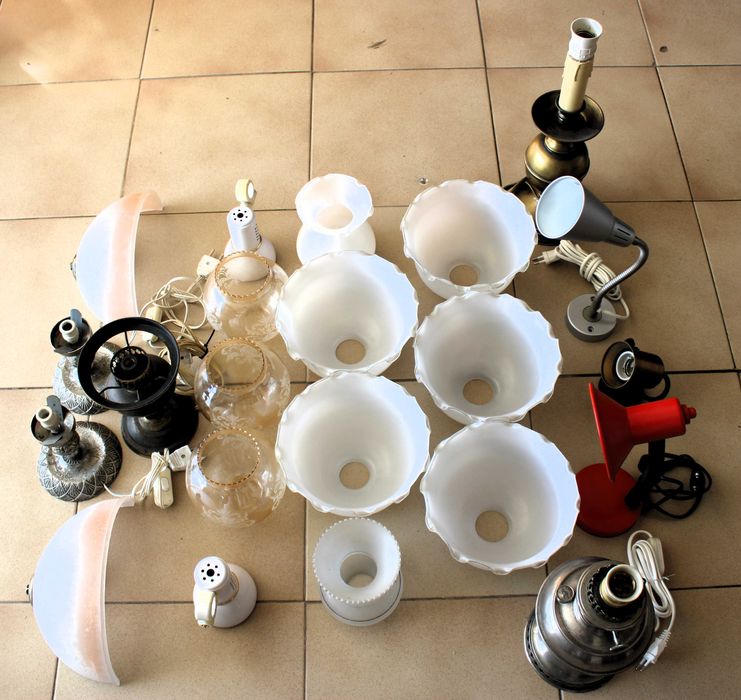 CANDEEIROS E ABAT-JOURS