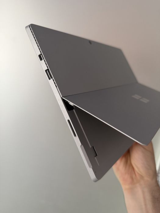 Microsoft surface pro 4 12.3ʼʼ i5 16gb 512ssd робочий
