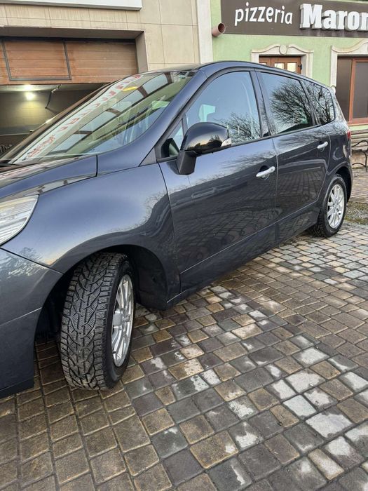 Продам Renault Scenic