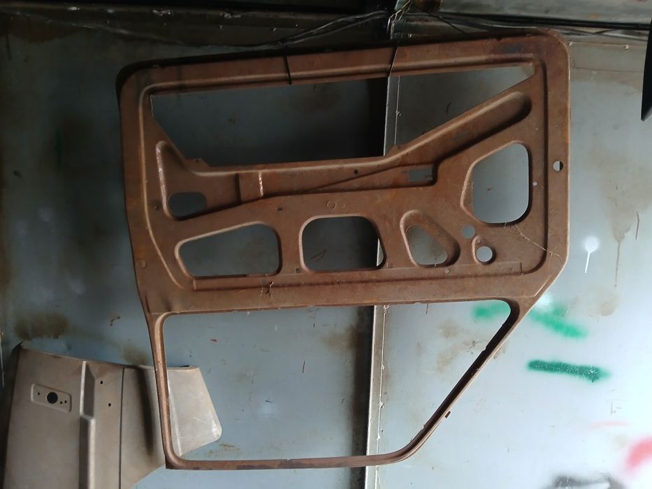Fiat 126 - szyby itp sprzedam