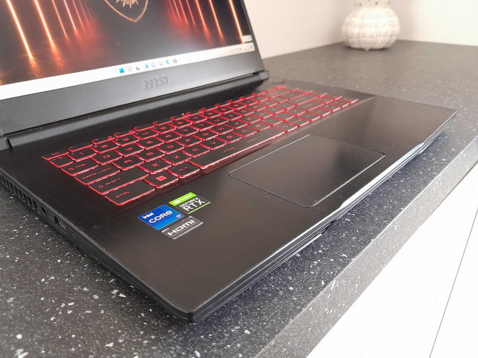 Laptop Gamingowy MSI / RTX 3050 / Core i7 / 512 SSD / 16 GB RAM