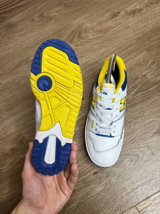 Продам БОМБЕЗНІ жіноч кросівки New Balance 550