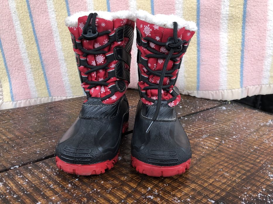 Сапожки для девочки зимние не промакаимые с Германии