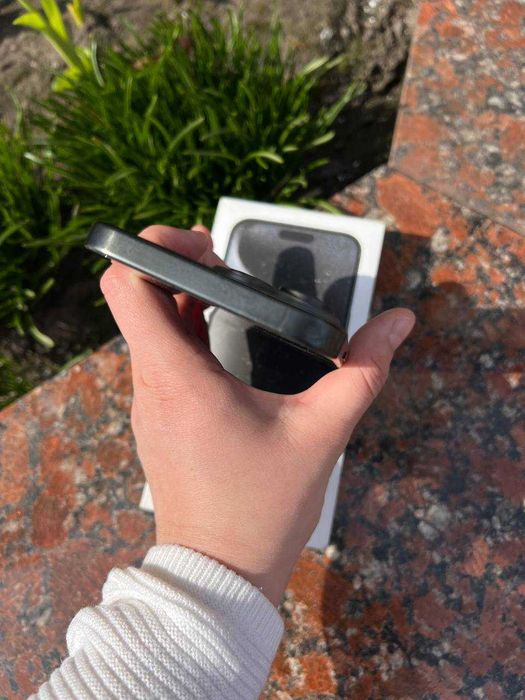 iPhone 15 Pro Max 256GB Black Titanium NEVERLOCK