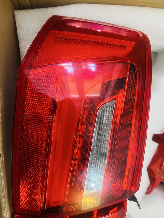 Продам комплект задніх стопів Audi a6 c7 2013р дорестайл седан