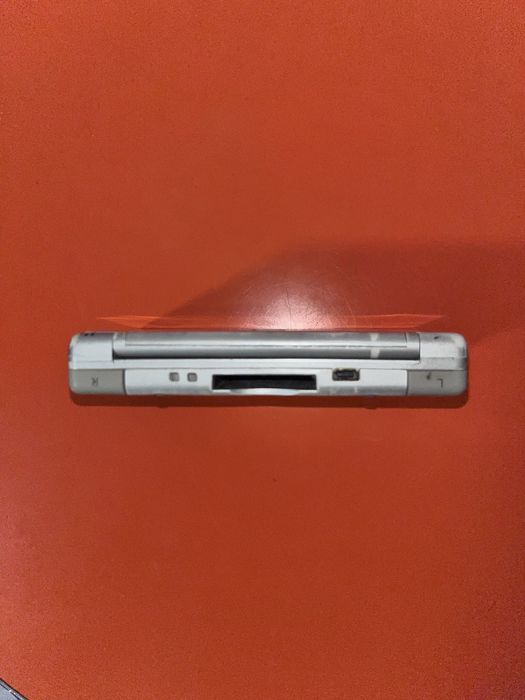 Nintendo DS Lite *avariada*