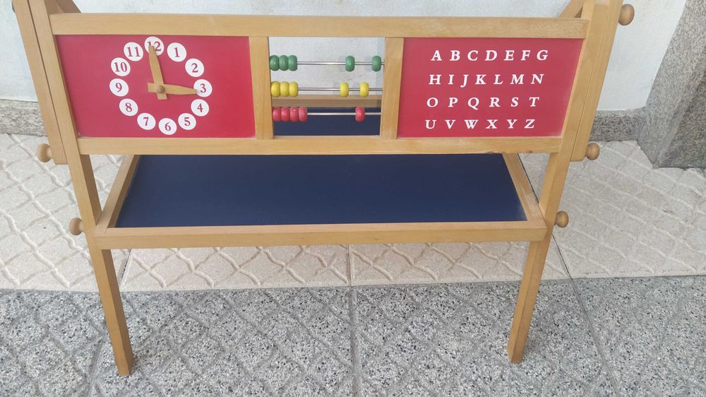 Quadro de Desenho giz Play Board (117 x 70 cm - Madeira