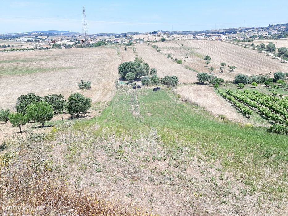 Terreno  para venda — Santiago dos Velhos, Lisboa