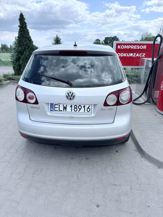 Golf 5 plus srebrny 2 l disel tdi 2.0