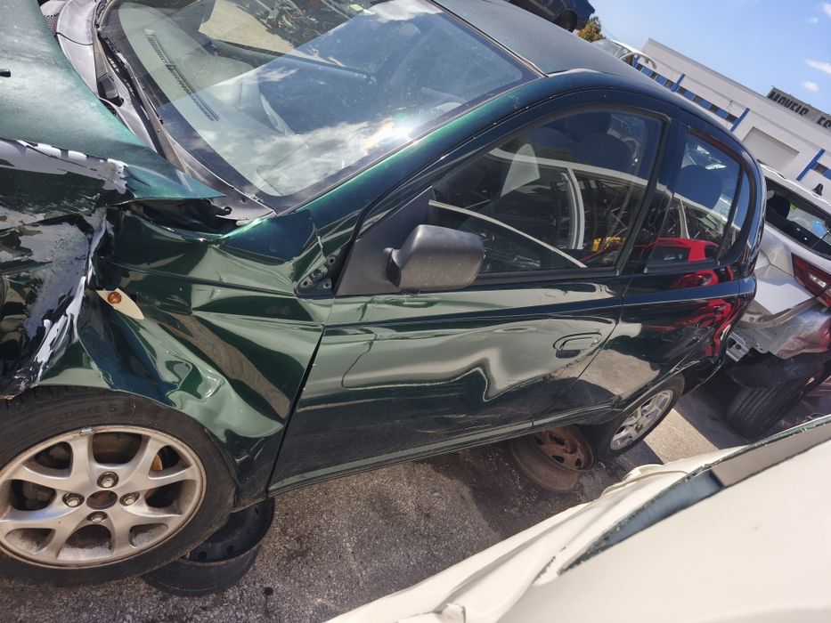 Peças Toyota Yaris 99-03