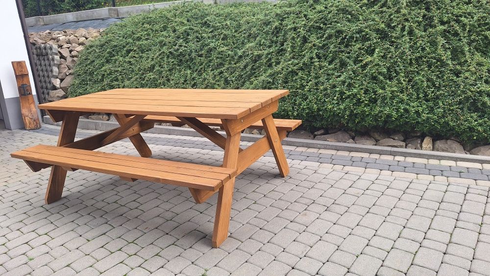 Stół piknikowy ogrodowy