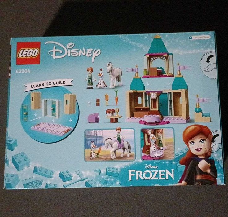 Lego - Disney - 43204 - Anna and Olaf's Castle Fun