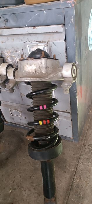 Фольксваген туарег амортизатори задні