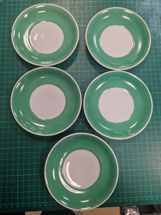 Spodeczki porcelana Karolina 5 sztuk