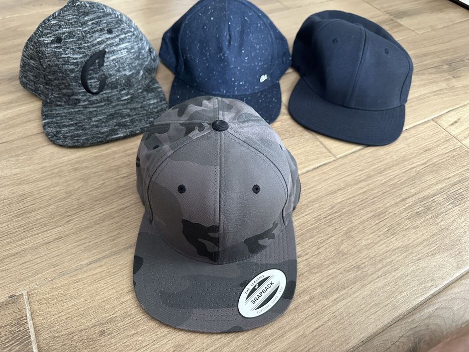 Czapki z daszkiem meskie Chuck The Classic State Of Wow