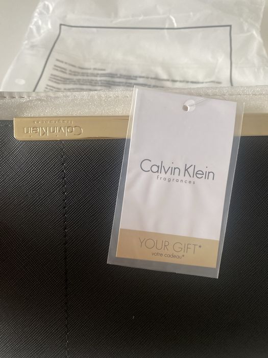 Torebka- koperta Calvin Klein