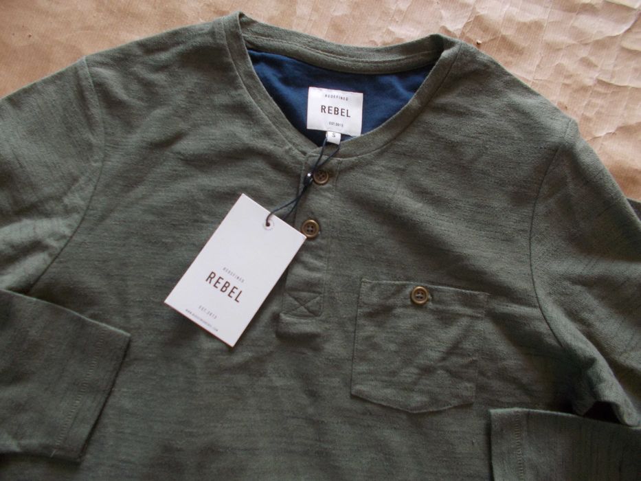 REBEL City Line Premium Fantastyczny Sweterek Dla Nastolatka  S Dania