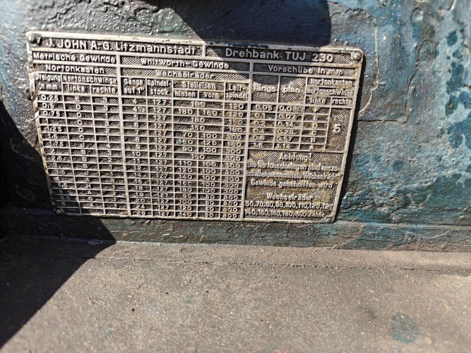 Продам токарний станок