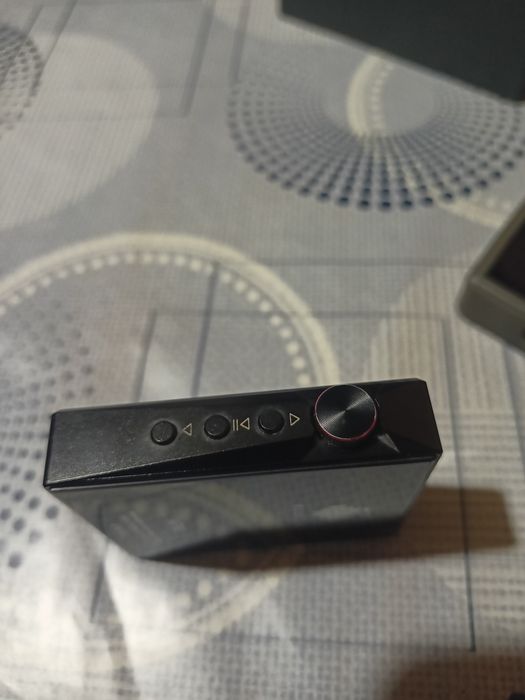 Продам плеер hidizs ap80