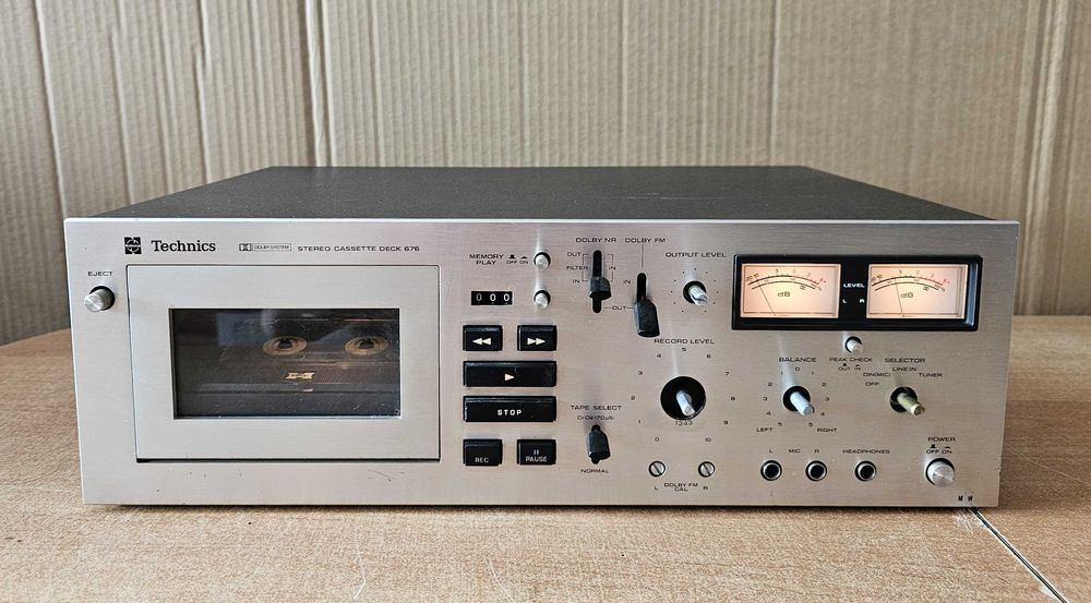 Deck Technics RS-676USD