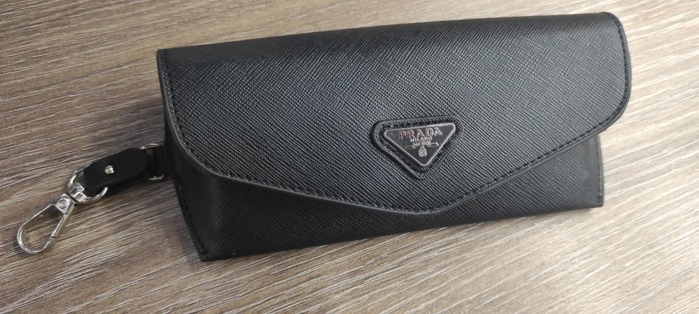 Окуляри, очки Prada