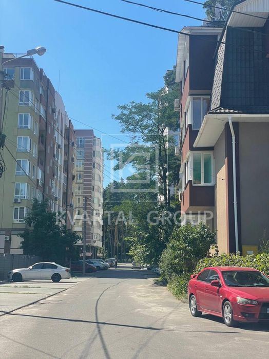 Складське приміщення в  Центральному Парку