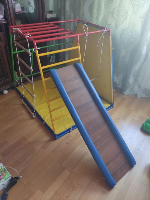 Дитячий спортивний комплекс "Ранній старт"