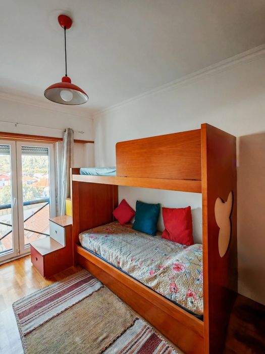 Wooden Bunk Bed + Ladder + 3 Mattresses | Excellent Condition | Cascais64575278720770121