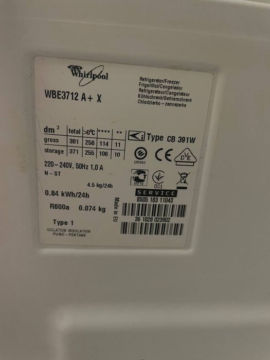 Холодильник Whirlpool WBE3712 A+ X