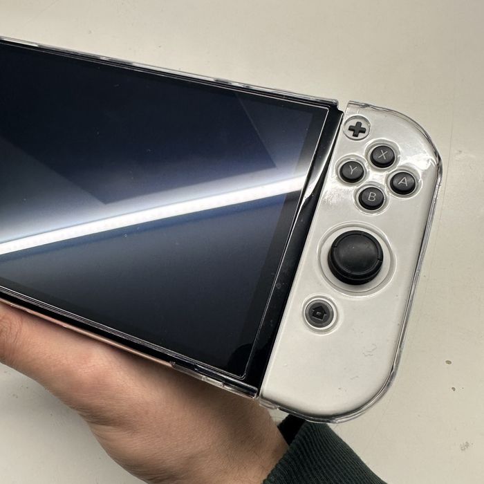 Nintendo switch OLED (como nova) com bundle