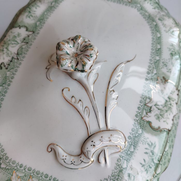 Antique soap dish, 20th century, Beira collection (green), Real Fábrica de Sacavém