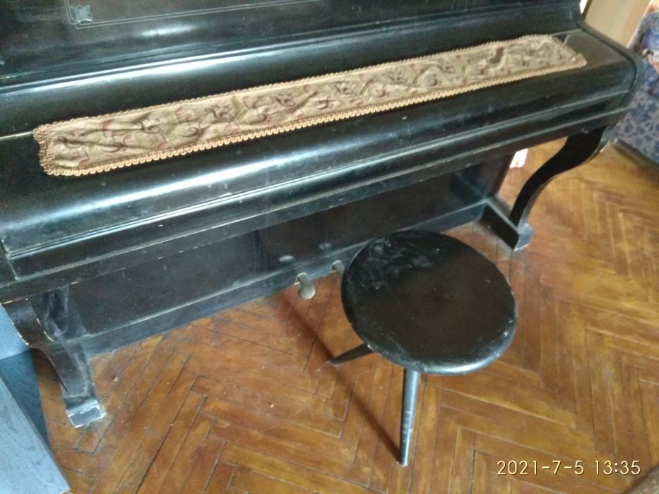 Пианино Украина ретро