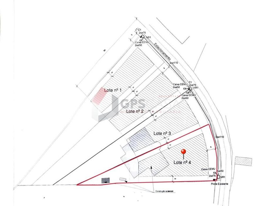 Lote de 1.327m2 na Fonte do Bastardo para construção de moradia!