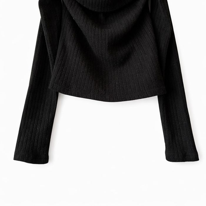 Sprzedam Sweter Damski, Rozciągliwy, rozmiar XS, marki Stradivarius