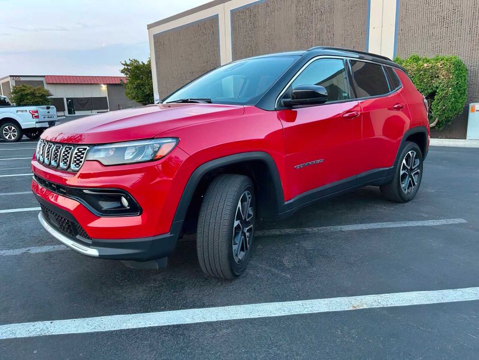 Jeep Compass      2023
