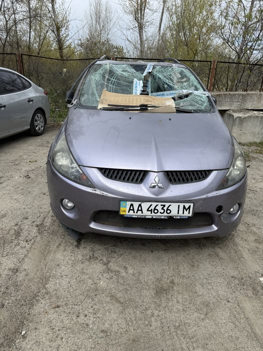 Mitsubishi grandis